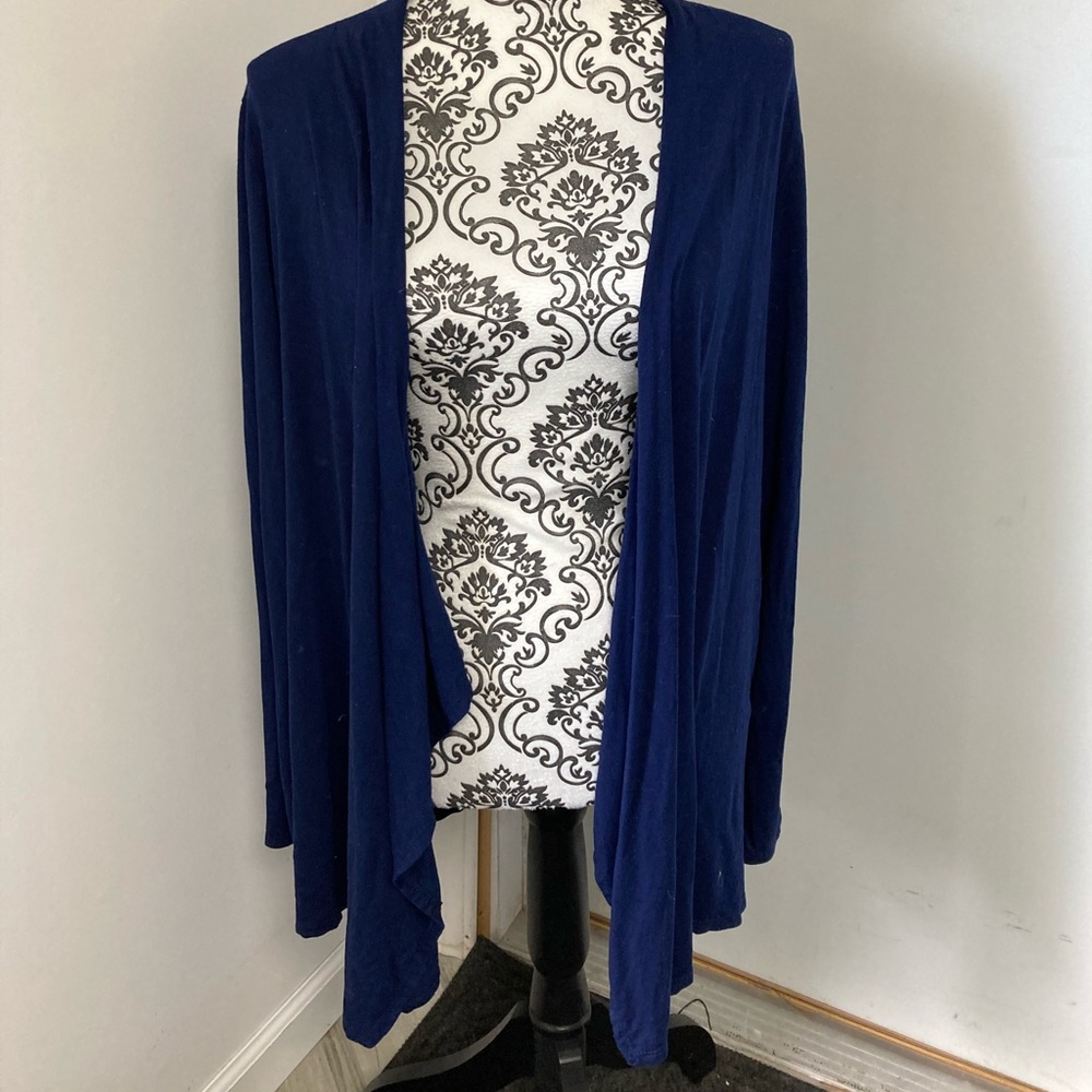 Rags and Couture, Size L, 97% rayon, 3% spandex, navy.